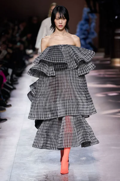 Look 5